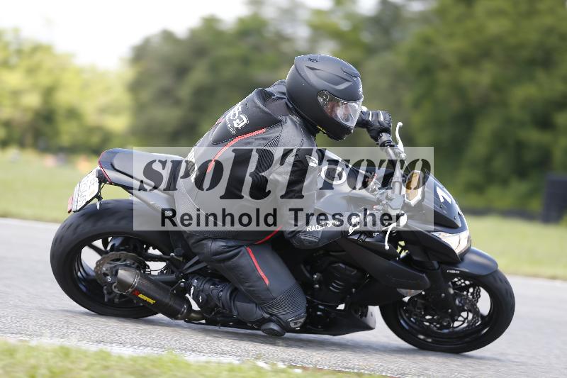 /Archiv-2024/29 12.06.2024 MOTO.CH Track Day ADR/Gruppe blau/1